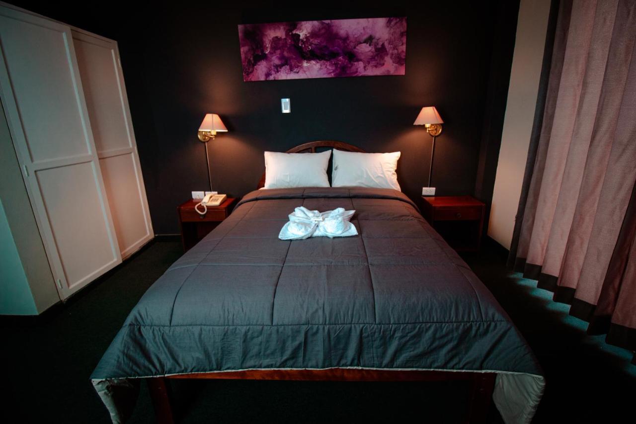 טרוחיו Saint Germain Hotel מראה חיצוני תמונה
