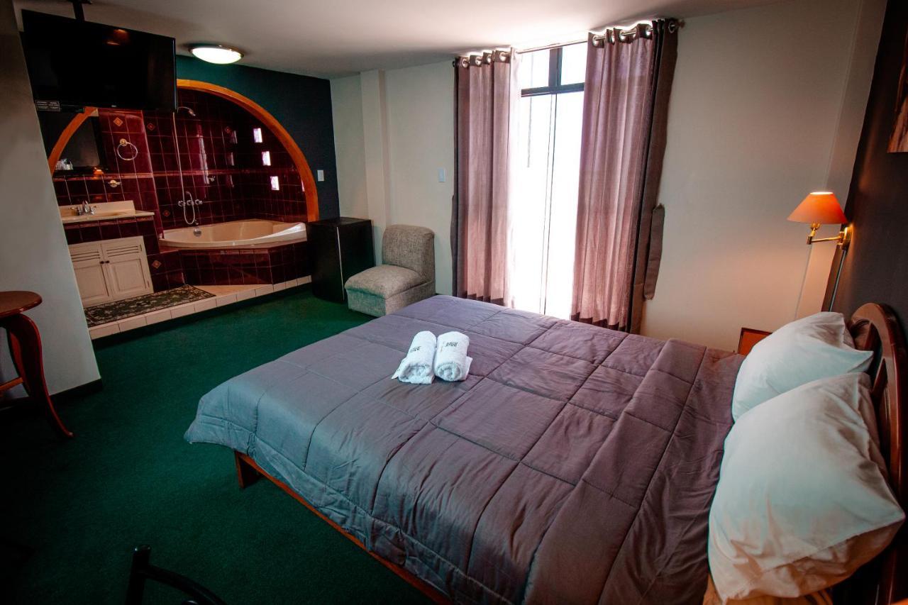 טרוחיו Saint Germain Hotel מראה חיצוני תמונה
