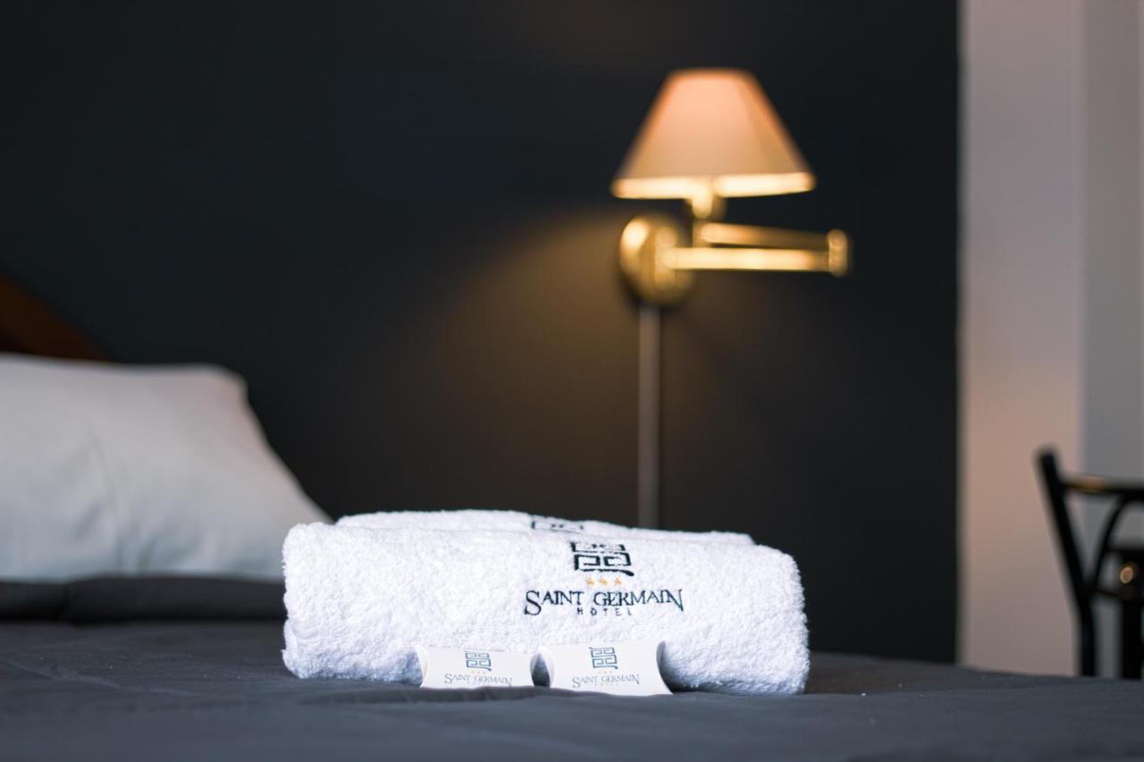 טרוחיו Saint Germain Hotel מראה חיצוני תמונה